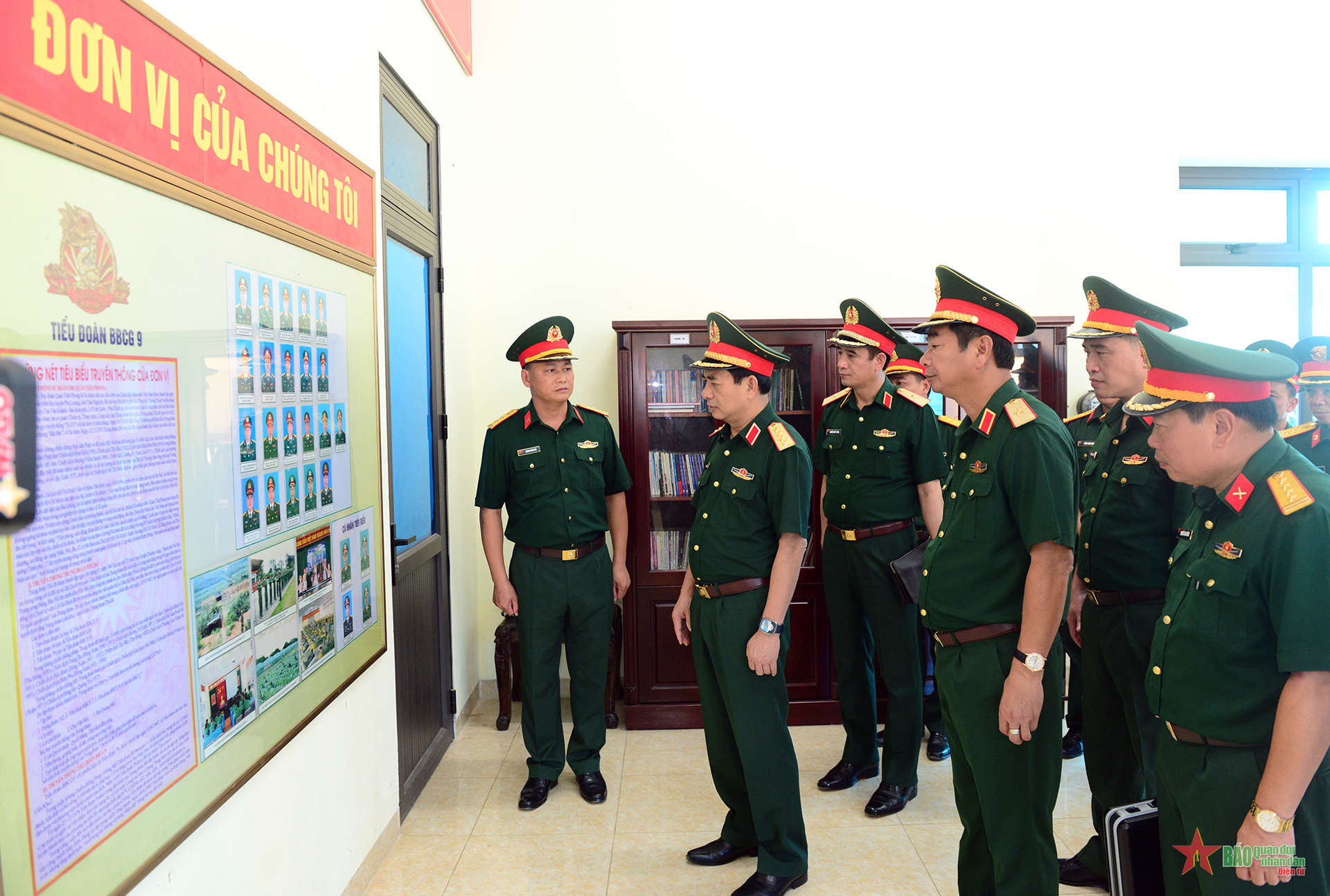 Quyết định thành lập Quân đoàn 1 và các quân đoàn chủ lực trong giai đoạn cuối của cuộc kháng chiến chống Mỹ, cứu nước và chủ trương xây dựng Quân đội tinh, gọn, mạnh hiện nay